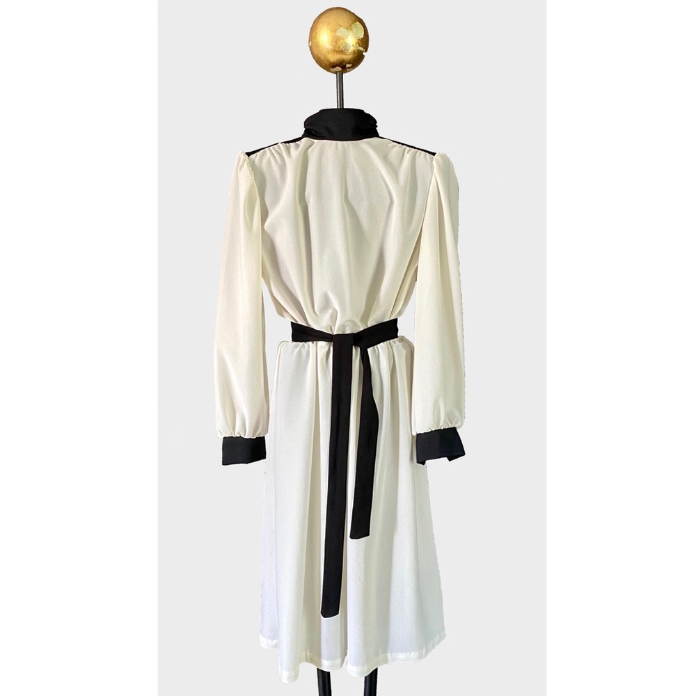 True Vintage Black + Cream Minimalist Midi Dress